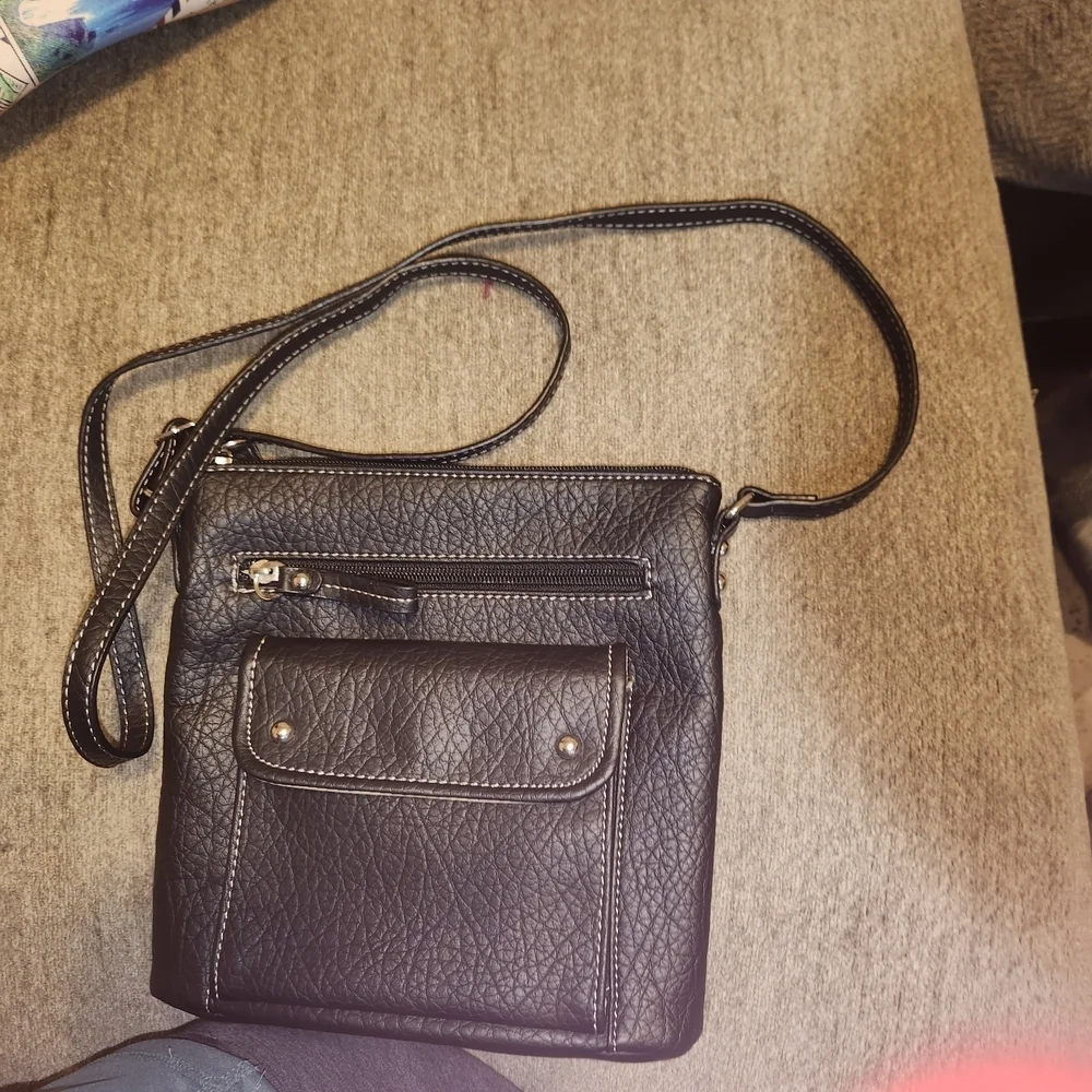 Kelly & Katie Textured Black Crossbody Bag